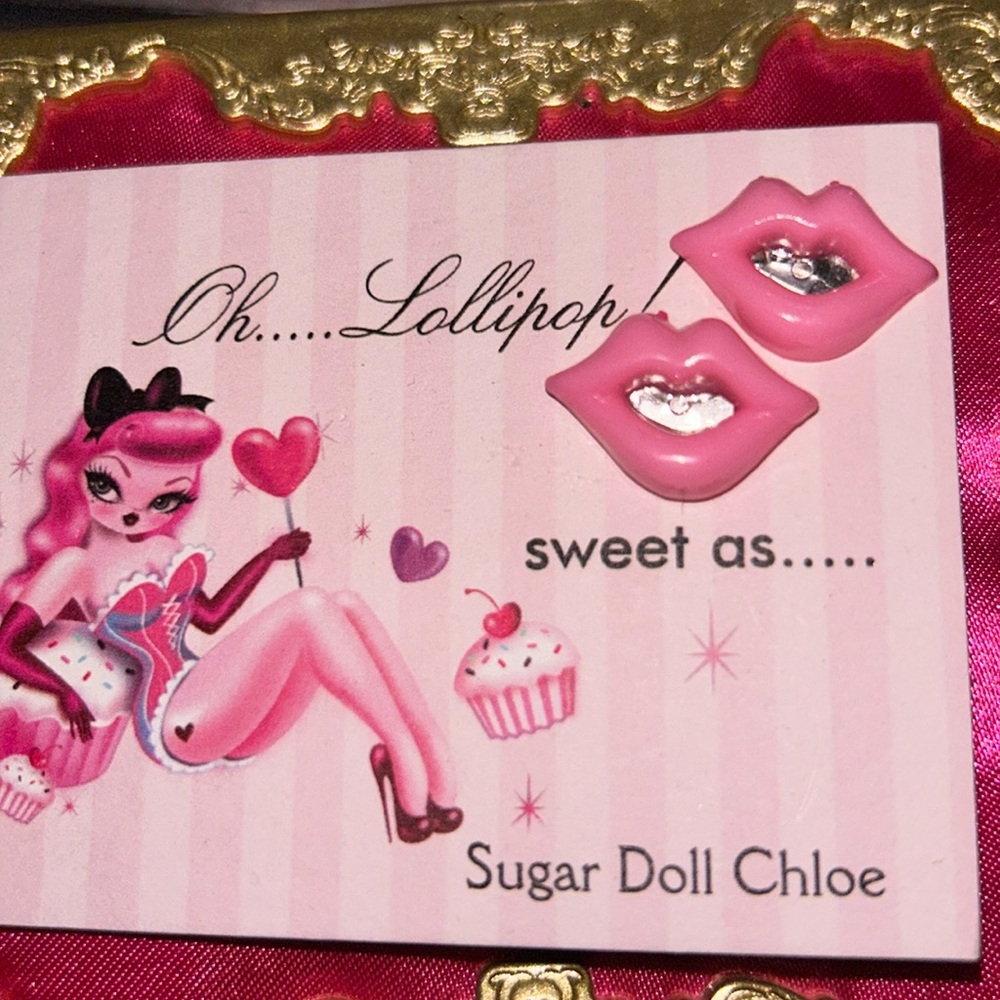 Pink lip kiss Marilyn Oh lollipop sugardoll earrings stud post cute sexy doll
